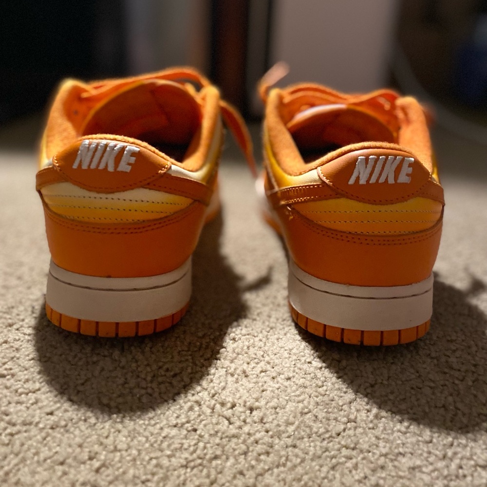 Dunk Low Magma Orange Women’s 8
